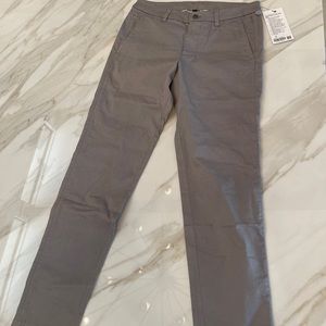 Lululemon Men’s Commission Pant Slim Size 31 grey